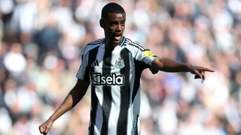 Isak saiu do Newcastle após se destacar
