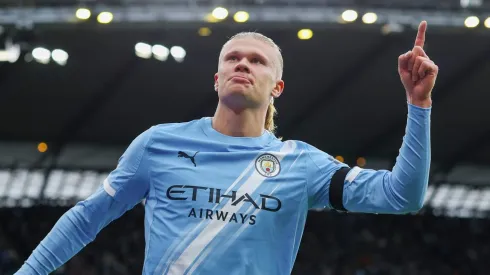 Erling Haland, centroavante do Manchester City, que deve ser titular contra o Napoli (Foto: Michael Regan/Getty Images)