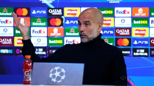 Guardiola dando entrevista. Foto: Molly Darlington/Getty Images