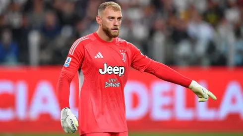 O goleiro Michele Di Gregorio é alvo de críticas, e Igor Tudor busca soluções para restaurar equilíbrio defensivo. (Photo by Valerio Pennicino/Getty Images)