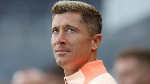 Barcelona pode fechar com Vlahovic de graça para a vaga de Robert Lewandowski (Photo by George Wood/Getty Images)