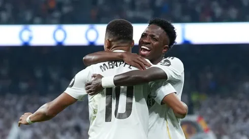 Mbappé e Vini Jr. em ação pelo Real Madrid.