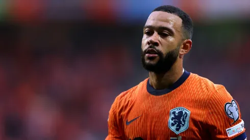 Memphis Depay jogando pela Seleção Holandesa. Foto: Dean Mouhtaropoulos/Getty Images