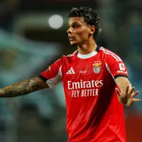 Benfica desmente informação de jornal e diz estar em dia sobre pagamento de Ríos ao Palmeiras