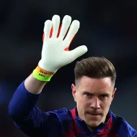 Deco negocia saída de Ter Stegen do Barcelona após ascensão de Joan García, diz jornal