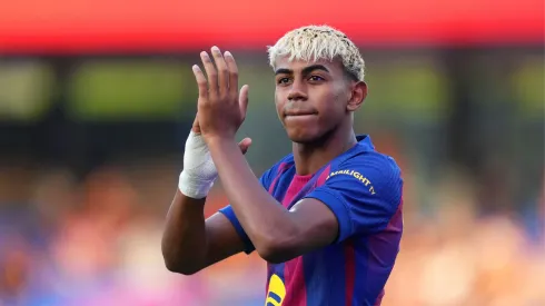 Lamine Yamal durante jogo contra o Como, pelo Troféu Joan Gamper (Foto: Alex Caparros/Getty Images)