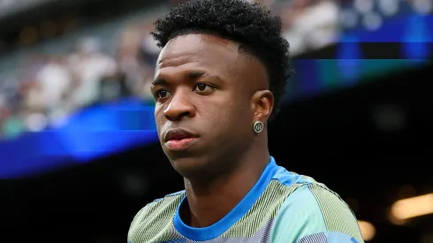 Vinicius Júnior pode ser vendido ao Manchester City se não renovar com o Real Madrid (Photo by Florencia Tan Jun/Getty Images)