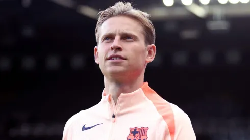 Frenkie De Jong aceita redução salarial e chega a acordo para renovar com o Barcelona (Photo by George Wood/Getty Images)