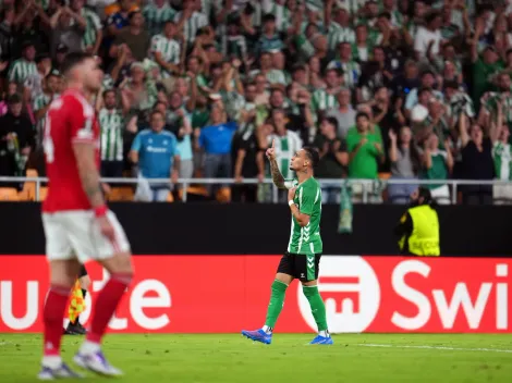 Antony salva o Real Betis em estreia da Europa League