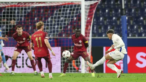 Em partida decisiva contra o Salzburgo, William Gomes liderou o FC Porto rumo à vitória, destacando confiança, disciplina e determinação da equipe. (Photo by Adam Pretty/Getty Images)