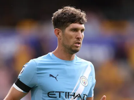 Stones quer continuar sob a liderança de Guardiola