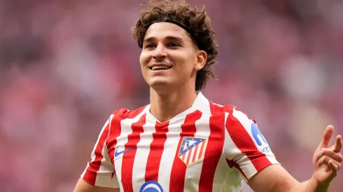 Julián Álvarez, do Atlético de Madrid, já conquistou a torcida do Barcelona antes mesmo de assinar com o clube (Photo by Angel Martinez/Getty Images)