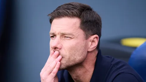 Xabi Alonso em jogo do Real Madrid. (Foto: Juan Manuel Serrano Arce/Getty Images)
