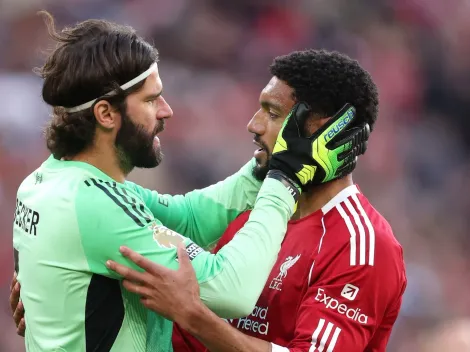 Milan quer contratar Joe Gomez, do Liverpool, em janeiro