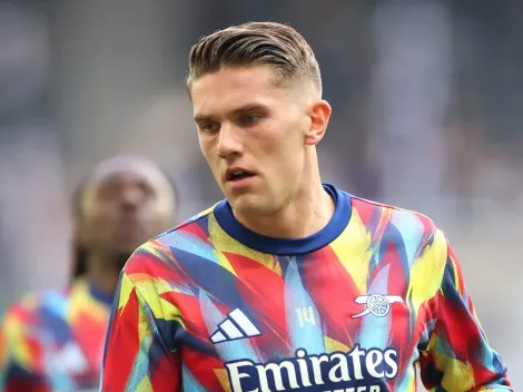 Newcastle x Arsenal: Saka rasga o verbo após pênalti não marcado em Gyökeres