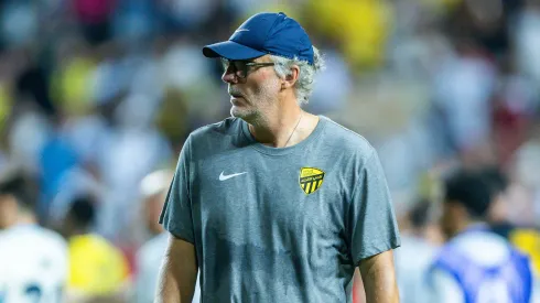 Laurent Blanc pelo Al-Ittihad. (Foto: Yu Chun Christopher Wong/Eurasia Sport Images/Getty Images)