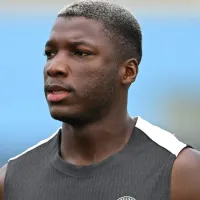 Real Madrid quer tirar Moisés Caicedo do Chelsea, mas contrato longo atrapalha acordo