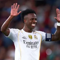 Real Madrid enfrenta Kairat na Champions e Ricardinho busca trocar camisa com Vinicius Junior