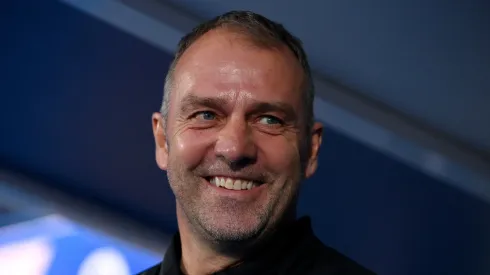 Hansi Flick pelo Barcelona (Foto: Denis Doyle/Getty Images)