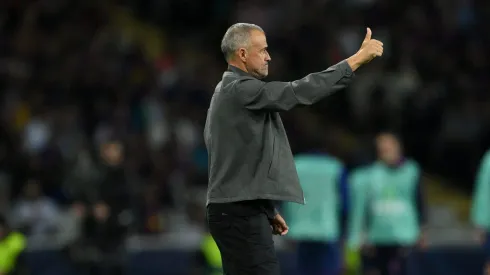 Luis Enrique elogia desempenho do PSG e aponta Barça e Paris como favoritos à Champions. (Photo by David Ramos/Getty Images)