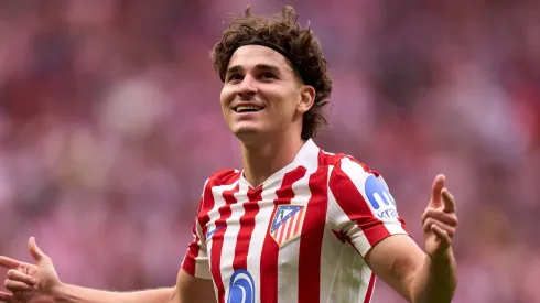 Alvo do Barcelona e do Liverpool, Julián Álvarez só pensará em transferência após a Copa do Mundo. (Photo by Angel Martinez/Getty Images)