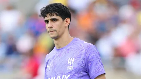 Bounou, do Al-Hilal, recebe propostas do futebol europeu, mas decide permanecer na Arábia Saudita. (Photo by Alex Grimm/Getty Images)