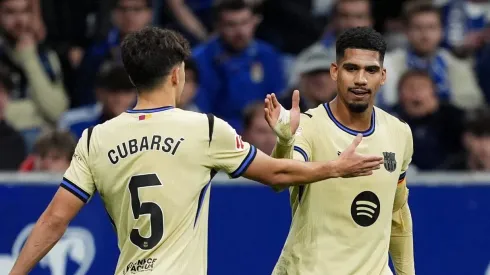 Liverpool faz oferta por Ronald Araújo. Foto: Juan Manuel Serrano Arce/Getty Images