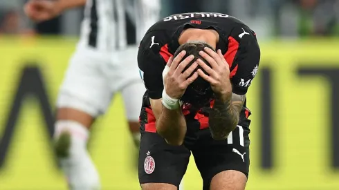 Christian Pulisic teve a chance de abrir o placar para o Milan contra a Juventus, mas errou a cobrança. (Photo by Valerio Pennicino/Getty Images)