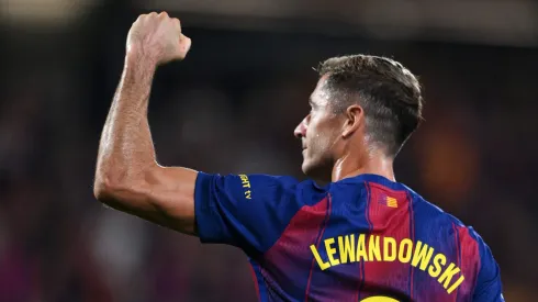 Barcelona pode ter Ferran como substituto de Lewandowski, afirma Deco. (Photo by David Ramos/Getty Images)