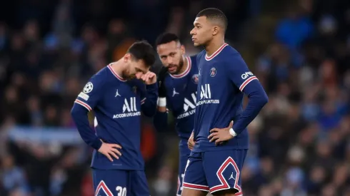 A saída de Messi, Neymar e Mbappé abriu caminho para a histórica tripla coroa francesa e a inédita conquista europeia em 2025. (Photo by Laurence Griffiths/Getty Images)