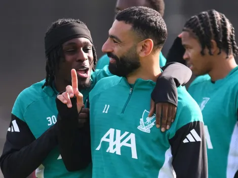 Arne Slot pode usar Jeremie Frimpong no lugar de Mohamed Salah