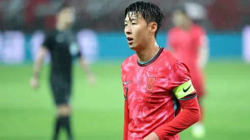 Son enfrentou a Seleção Brasileira em amistoso