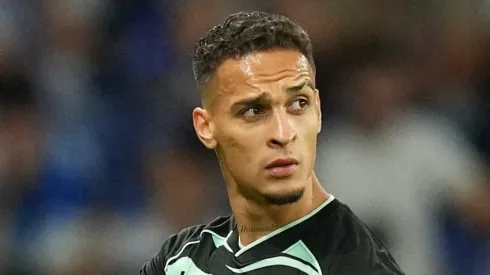 Antony fala sobre interesse de Bayern de Munique e Atlético de Madrid. Foto: Alex Caparros/Getty Images