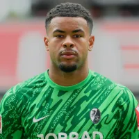 Manchester United demonstra interesse na contratação de Noah Atubolu, goleiro do Freiburg