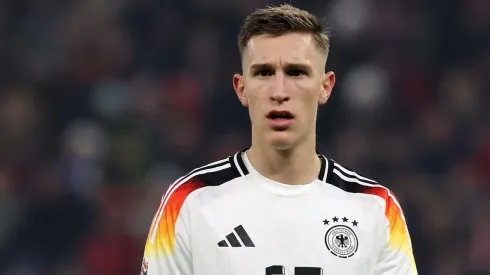 Liverpool avança por Schlotterbeck. Foto: Alexander Hassenstein/Getty Images