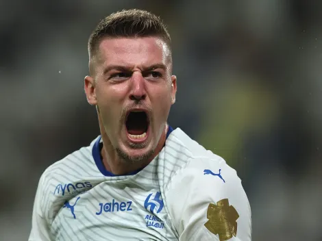 Galatasaray entra na briga com o Chelsea por Milinković-Savić