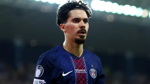 Real Madrid deixa Vitinha no passado e vai em busca de outro jogador do PSG: Willian Pacho (Photo by Francesco Scaccianoce/Getty Images)