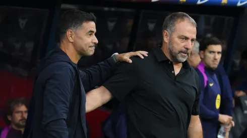 Barcelona não terá Hansi Flick no El Clásico contra o Real Madrid. (Photo by David Ramos/Getty Images)