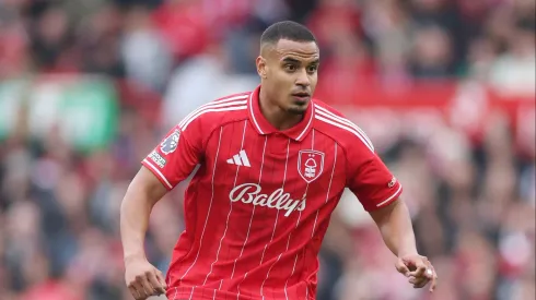 Bayern de Munique avança no interesse por Murillo ao acompanhá-lo em Nottingham Forest x Chelsea. (Photo by Michael Regan/Getty Images)