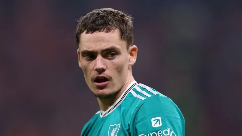 Wirtz foi para o banco de reservas do Liverpool