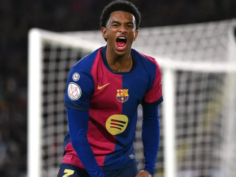 Manchester City tem interesse em Alejandro Balde, do Barcelona