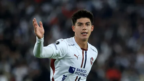 Gabriel Villamíl, da LDU, comemorando gol.