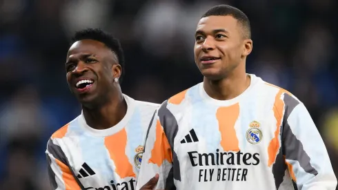 Vinicius Jr e Mbappé pelo Real Madrid. Foto: David Ramos/Getty Images