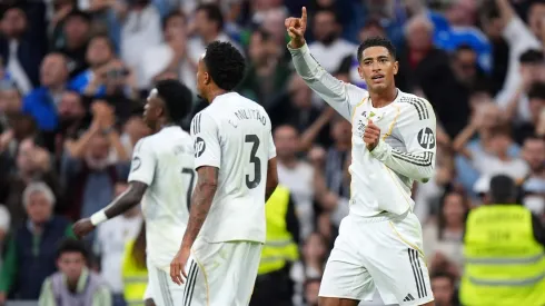 Jude Bellingham foi decisivo na vitória do Real Madrid sobre o Barcelona. (Foto de Angel Martinez/Getty Images)