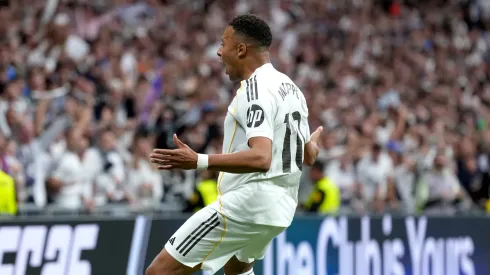 Desde sua chegada, Mbappé tem mostrado capacidade de decisão em jogos importantes, especialmente contra o Barcelona. (Foto: Angel Martinez/Getty Images)