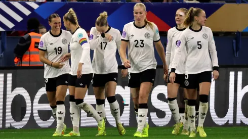 Alemanha chega na final da competição pela primeira vez – Foto: Catherine Steenkeste/Getty Images