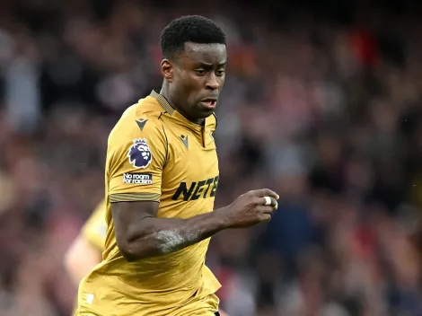 Real Madrid foca na contratação de Van de Ven