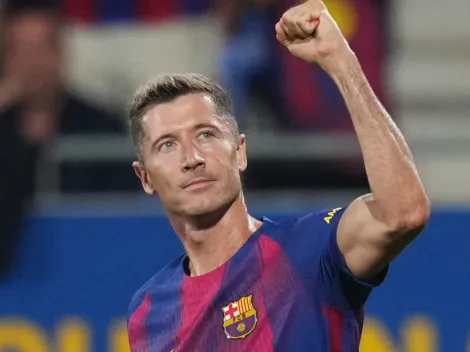 Flick pode ter reforço de Lewandowski contra Elche, no domingo (02)