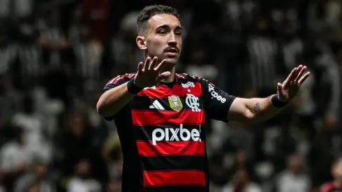 Zagueiro Léo Ortiz, do Flamengo (Foto: Fernando Moreno/AGIF)