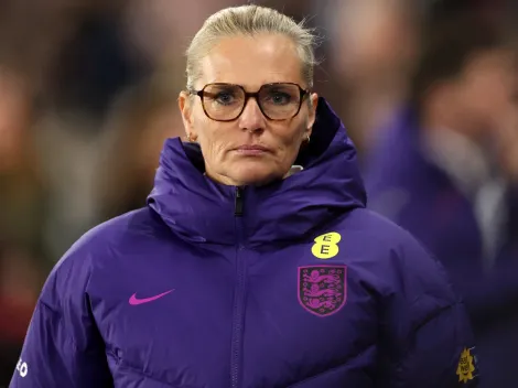 Sarina Wiegman mostra preocupação com possivel lesão de Agyemang